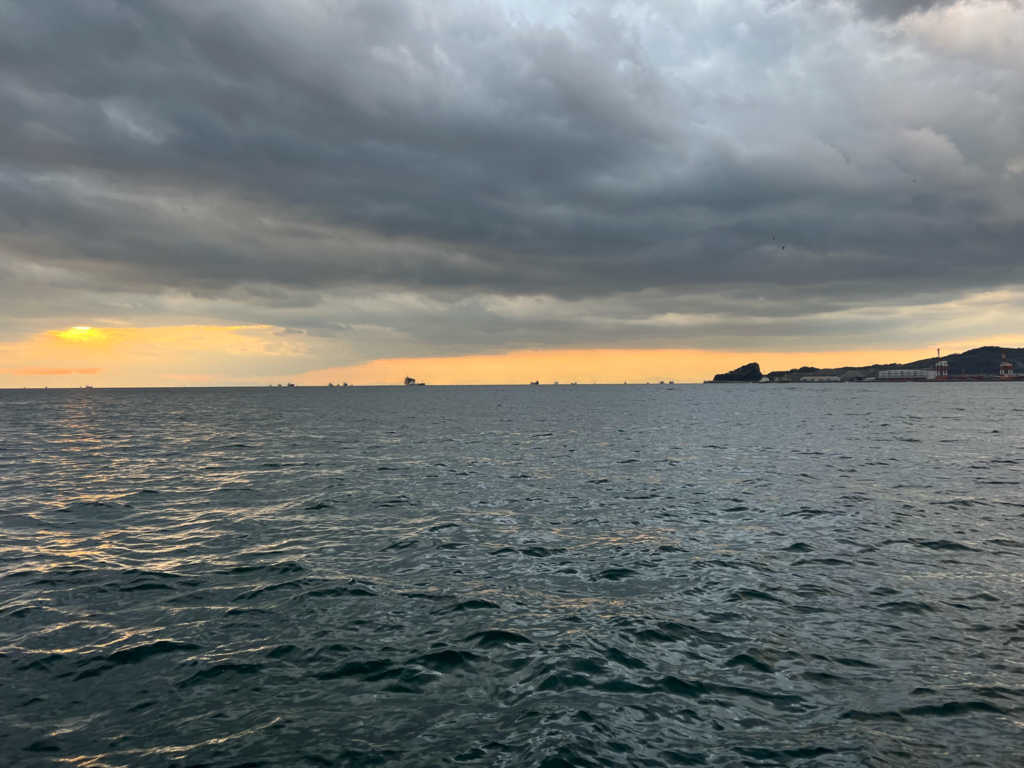 関門遊漁船ひびき ライト泳がせ釣り